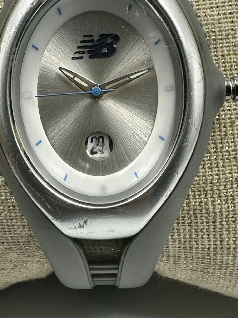 New Balance Watch Womens Silver Tone Oval Dial Date Window New Battery